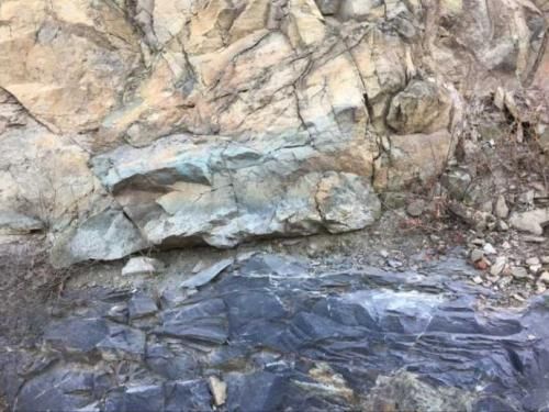 安徽宣城年產(chǎn)1000萬(wàn)噸建筑骨料大型灰?guī)r砂石礦掛牌出讓 安徽宣城年產(chǎn)1000萬(wàn)噸建筑骨料大型灰?guī)r砂石礦掛牌出讓